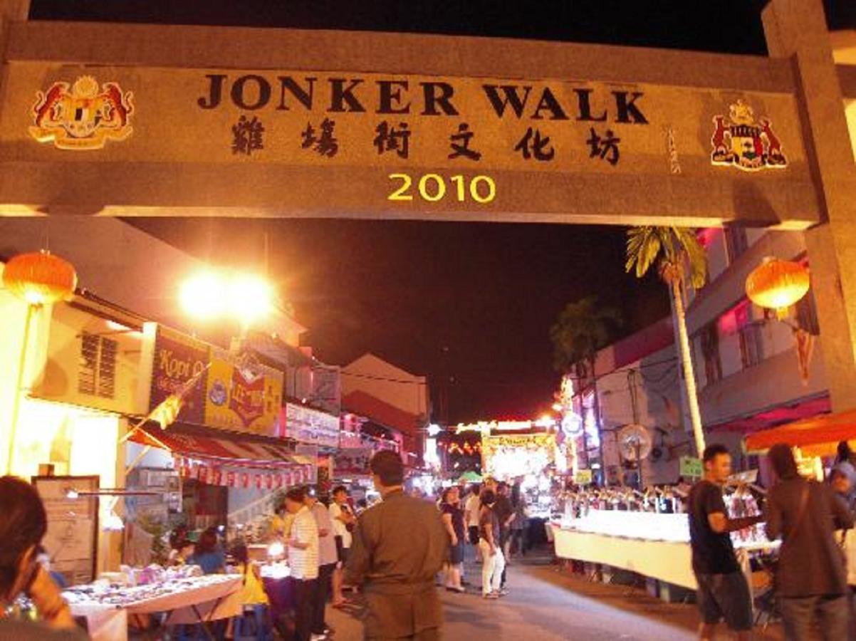 Dekota Homestay Jonker Melaka Exterior photo