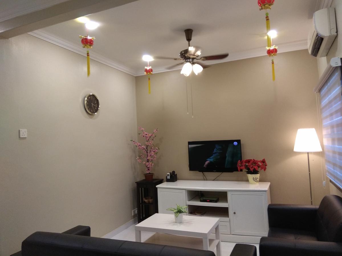 Dekota Homestay Jonker Melaka Exterior photo